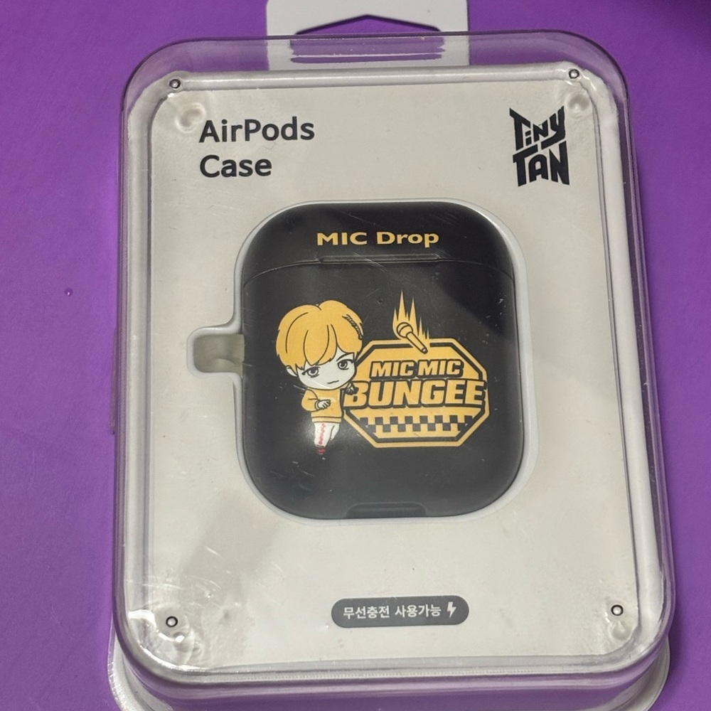 OFFICIAL BTS X TINYTAN MIC DROP AIRPOD CASE• JHOPE
With free freebies